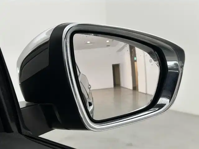 プジョー ５００８ GT ブルーHDi 福岡県 2018(平30)年 6.3万km 緑 純正ナビ（フルセグTV）/サンルーフ/クルーズコントロール/ブラインドスポットモニター/パワーバックドア/パワーシート/シートヒーター/横滑り防止機能/コーナーセンサー/レーンキープアシスト/純正アルミホイール/オートライト/オートハイビーム