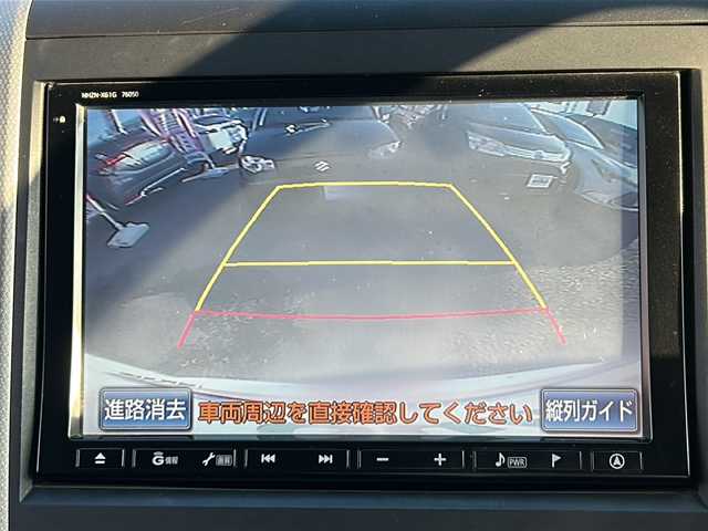 トヨタ アルファード 240S 道央・札幌 2012(平24)年 12万km ホワイトパールクリスタルシャイン /禁煙ワンオーナー//ディーラーナビ(NHZN-X61G 76050)//ワンセグTV/BT/USB/SD/CD/DVD//バックカメラ//ETC//社外エアロ//両側パワースライドドア//横滑り防止装置//シートリフター//オートライト//電動格納ミラー//ナノイー搭載エアコン//純正フロアマット//ドアバイザー//ステアリングスイッチ//革巻きコンビステアリング//プッシュスタート//クリアランスソナー//木目調パネル//革調シート(Clazzo S)//オットマン付きキャプテンシート//ECO MODE//後席ムードイルミネ//ドアカーテシランプ//フォグランプ//純正アルミ＋サマータイヤ付き(215/65/R16)//取扱説明書