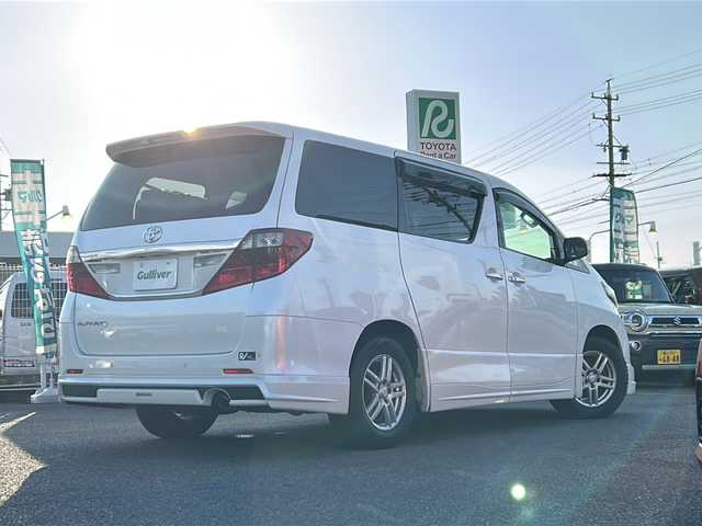 トヨタ アルファード 240S 道央・札幌 2012(平24)年 12万km ホワイトパールクリスタルシャイン /禁煙ワンオーナー//ディーラーナビ(NHZN-X61G 76050)//ワンセグTV/BT/USB/SD/CD/DVD//バックカメラ//ETC//社外エアロ//両側パワースライドドア//横滑り防止装置//シートリフター//オートライト//電動格納ミラー//ナノイー搭載エアコン//純正フロアマット//ドアバイザー//ステアリングスイッチ//革巻きコンビステアリング//プッシュスタート//クリアランスソナー//木目調パネル//革調シート(Clazzo S)//オットマン付きキャプテンシート//ECO MODE//後席ムードイルミネ//ドアカーテシランプ//フォグランプ//純正アルミ＋サマータイヤ付き(215/65/R16)//取扱説明書