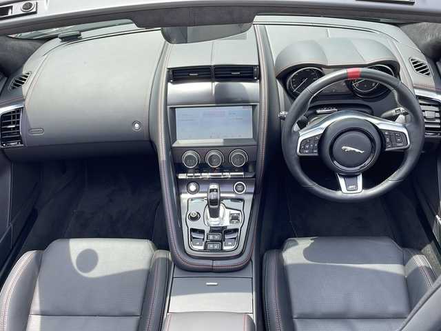 ジャガー Ｆ-ＴＹＰＥ チェッカーフラッグED コンバーチブル 兵庫県 2020(令2)年 0.8万km ガンＭ /R3-6年正規ディーラー記録簿あり//MERIDIANサウンド//タッチスクリーン//ナビ機能/（BT/USB/HDMI)//リヤカメラ//本革シート（ヒーター/クーラー）//ギヤシフトパドル//クルーズコントロール//ステアリングホイールヒーター//ステアリングスイッチ//デプロイヤブル（展開式）リヤスポイラー//アクティブエキゾースト//リヤフォグランプ//コーナーセンサー//オートLEDヘッドランプ//純正２０インチAW//純正ドライブレコーダー//ETC