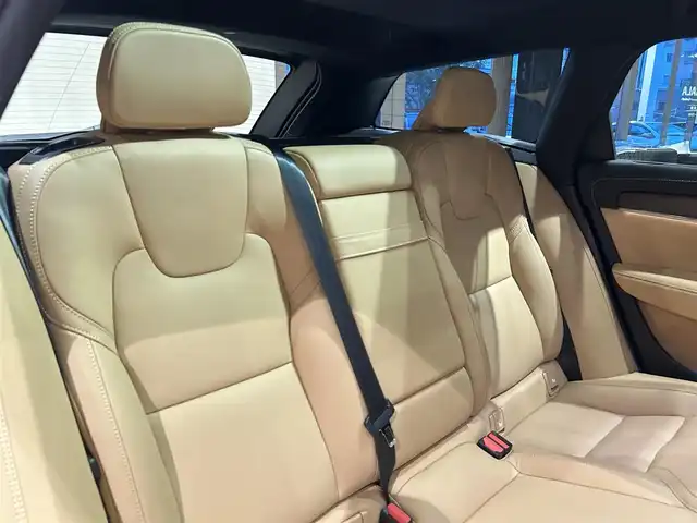 ボルボ Ｖ９０ クロスカントリー B6 AWD プロ 道央・札幌 2021(令3)年 1.3万km メープルブラウンM 電動パノラマガラスサンルーフ/Bowers＆Wilkinsプレミアムサウンド/電子制御リア・エアサスペンション/インテリセーフ/　・City Safety/　・ACC/　・BLIS/　・CTA/　・LKA/　・パイロットアシスト/　・360°カメラ/　・フルアクティブハイビーム/ナッパレザーシート/シートヒーター/シートベンチレーション/4ゾーンエアコン/ワイヤレスチャージング/パワーテールゲート