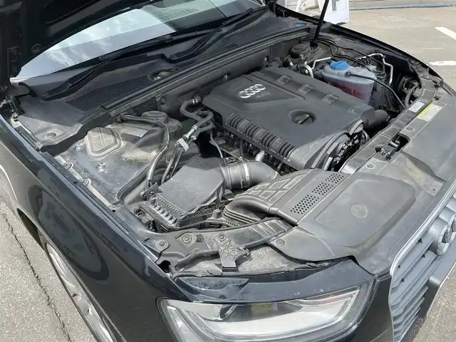 アウディ Ａ４ 2．0 TFSI クワトロ 青森県 2013(平25)年 11.2万km ファントムブラックパールエフェクト /4WD/ターボ/バング&オルフセン/　サウンドシステム/レザーシート/前席シートヒーター/前席パワーシート /純正HDDナビ/　(フルセグTV/DVD)/バックカメラ/前後バンパーソナー/ACC/革巻きステア/ノブ/パドルシフト/オートライトHID/オートワイパー/ウインカーミラー /レーンアシスト/アイドリングストップ/リア5面スモークフィルム/横滑り防止機能/ミラーヒーター/前後フォグランプ/ヘットライトウオッシャー/ウインカーミラー /社外前後ドラレコ/純正フロアマット/ETC/W/サイド/カーテンエアバッグ /ABS/スマートキーx2/保証書・取説