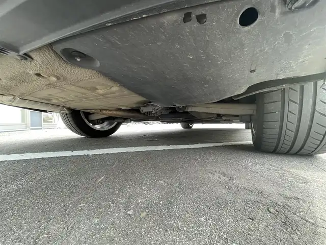 アウディ Ａ４ 2．0 TFSI クワトロ 青森県 2013(平25)年 11.2万km ファントムブラックパールエフェクト /4WD/ターボ/バング&オルフセン/　サウンドシステム/レザーシート/前席シートヒーター/前席パワーシート /純正HDDナビ/　(フルセグTV/DVD)/バックカメラ/前後バンパーソナー/ACC/革巻きステア/ノブ/パドルシフト/オートライトHID/オートワイパー/ウインカーミラー /レーンアシスト/アイドリングストップ/リア5面スモークフィルム/横滑り防止機能/ミラーヒーター/前後フォグランプ/ヘットライトウオッシャー/ウインカーミラー /社外前後ドラレコ/純正フロアマット/ETC/W/サイド/カーテンエアバッグ /ABS/スマートキーx2/保証書・取説
