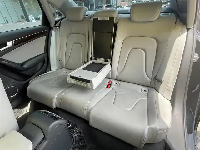 アウディ Ａ４ 2．0 TFSI クワトロ 青森県 2013(平25)年 11.2万km ファントムブラックパールエフェクト /4WD/ターボ/バング&オルフセン/　サウンドシステム/レザーシート/前席シートヒーター/前席パワーシート /純正HDDナビ/　(フルセグTV/DVD)/バックカメラ/前後バンパーソナー/ACC/革巻きステア/ノブ/パドルシフト/オートライトHID/オートワイパー/ウインカーミラー /レーンアシスト/アイドリングストップ/リア5面スモークフィルム/横滑り防止機能/ミラーヒーター/前後フォグランプ/ヘットライトウオッシャー/ウインカーミラー /社外前後ドラレコ/純正フロアマット/ETC/W/サイド/カーテンエアバッグ /ABS/スマートキーx2/保証書・取説