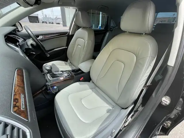 アウディ Ａ４ 2．0 TFSI クワトロ 青森県 2013(平25)年 11.2万km ファントムブラックパールエフェクト /4WD/ターボ/バング&オルフセン/　サウンドシステム/レザーシート/前席シートヒーター/前席パワーシート /純正HDDナビ/　(フルセグTV/DVD)/バックカメラ/前後バンパーソナー/ACC/革巻きステア/ノブ/パドルシフト/オートライトHID/オートワイパー/ウインカーミラー /レーンアシスト/アイドリングストップ/リア5面スモークフィルム/横滑り防止機能/ミラーヒーター/前後フォグランプ/ヘットライトウオッシャー/ウインカーミラー /社外前後ドラレコ/純正フロアマット/ETC/W/サイド/カーテンエアバッグ /ABS/スマートキーx2/保証書・取説