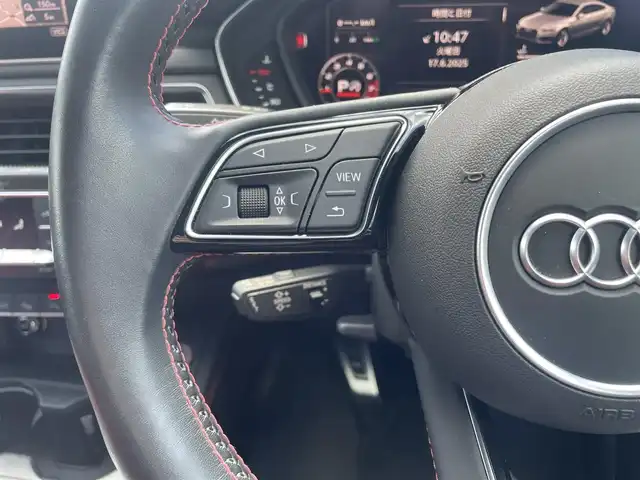 アウディ Ｓ５ スポーツバック 広島県 2020(令2)年 6.1万km マンハッタングレーメタリック 車検満了 令和9年6月/純正ナビ/（Bluetooth、CD、DVD、フルセグTV）/全方位カメラ/前後ドライブレコーダー/ETC/ブラック塗装ブレーキキャリパー/純正19インチAW/赤レザーシート/・シートヒーター/・エアシート/・パワーシート/衝突被害軽減ブレーキ/クルーズコントロール/コーナーセンサー/LEDヘッドライト/オートライト/オートマチックハイビーム/プッシュスタート/パーキングアシスト/取扱説明書/保証書
