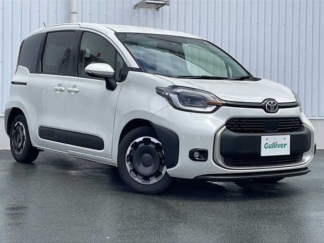 トヨタ シエンタ Z 三重県 2023(令5)年 3.7万km ホワイトパールクリスタルシャイン 純正ディスプレイオーディオ/バックカメラ/BSM/両側パワースライドドア/LEDヘッドライト/フォグライト/純正ビルトインETC/衝突軽減ブレーキ/レーンキープアシスト/レーダークルーズコントロール/運転支援/USB給電ポート/オプション純正DVDデッキ/AppleCarPlay/AndroidAuto/スマートキー/純正ホイールキャップ/電動格納ミラー/禁煙車