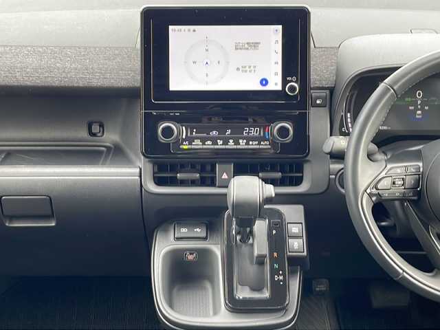 トヨタ シエンタ Z 三重県 2023(令5)年 3.7万km ホワイトパールクリスタルシャイン 純正ディスプレイオーディオ/バックカメラ/BSM/両側パワースライドドア/LEDヘッドライト/フォグライト/純正ビルトインETC/衝突軽減ブレーキ/レーンキープアシスト/レーダークルーズコントロール/運転支援/USB給電ポート/オプション純正DVDデッキ/AppleCarPlay/AndroidAuto/スマートキー/純正ホイールキャップ/電動格納ミラー/禁煙車