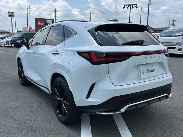 レクサス ＮＸ 350h Fスポーツ 岐阜県 2022(令4)年 1.6万km ホワイトノーヴァガラスフレーク 登録時走行距離：15876km/純正14型メーカーナビ/全方位カメラ/バックカメラ/Blue tooth・フルセグテレビ・USB可/デジタルインナーミラー/レザーシート/パワーシート前席/シートヒーター前席/エアシート前席/前後ドライブレコーダー/おくだけ充電/レーダークルーズコントロール/レーンキープアシスト/コーナーセンサー前後/ブラインドスポットモニター/電動リアゲート/LEDヘッドライト/オートライト/オートマチックハイビーム/純正20アルミホイール/スマートキー/スペアキー1本/ETC2.0