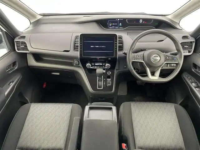 日産 セレナ ハイウェイスター V 埼玉県 2021(令3)年 2.8万km ブリリアントホワイトパール 2トーン 純正１０インチナビ　フリップダウンモニター　アラウンドビューモニター　ＢＳＩ　プロパイロット　レーダークルーズコントロール　ビルトインＥＴＣ　デジタルインナーミラー　ドラレコ　純正アルミ　オートライト