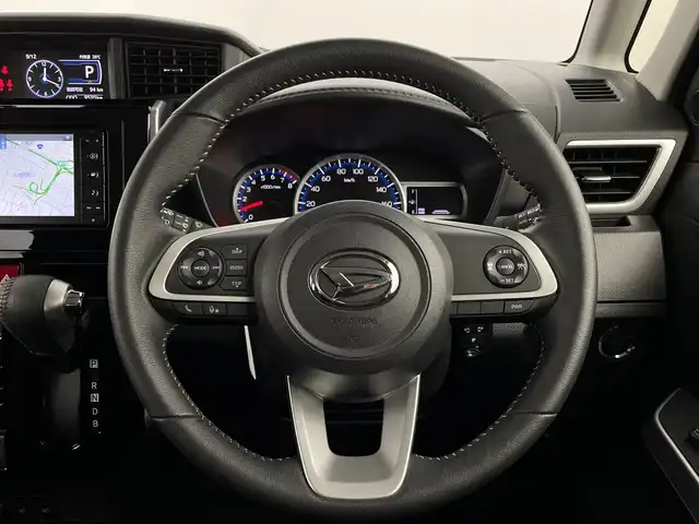 ダイハツ トール カスタムG 新潟県 2023(令5)年 1万km パールホワイトⅢ スマートアシスト/純正メモリナビ/　CD/DVD/Bluetooth/フルセグ/バックカメラ/両側パワースライドドア/レーダークルーズコントロール/LEDオートライト/シートヒーター/純正14インチアルミホイール/ステアリングリモコン/電格ミラー/ウィンカーミラー/ドラレコ/スマートキー