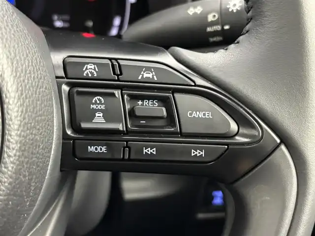 トヨタ シエンタ ハイブリッド Z 福岡県 2023(令5)年 1.9万km 青Ⅱ 純正１０．５型ＤＡナビ／フルセグＴＶ　/全方位カメラ　/前後ドラレコ　/レーダークルコン　/コーナーセンサー　/衝突軽減ブレーキ　/レーンキープ　/アクセル踏み間違い防止　/ＢＳＭ　/両側電動スライドドア　/純正１５インチＡＷ