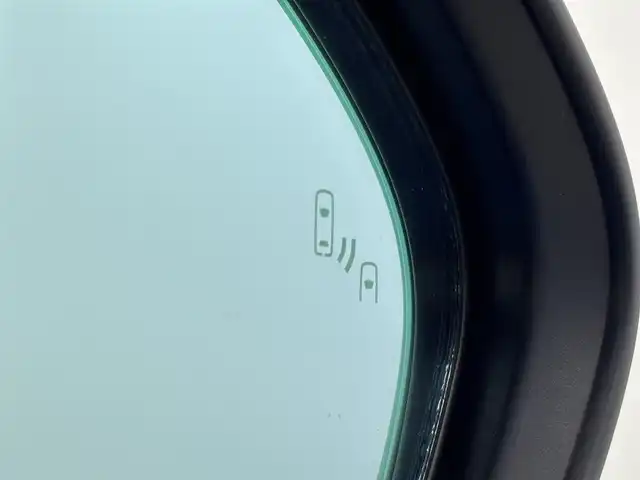 トヨタ シエンタ ハイブリッド Z 福岡県 2023(令5)年 1.9万km 青Ⅱ 純正１０．５型ＤＡナビ／フルセグＴＶ　/全方位カメラ　/前後ドラレコ　/レーダークルコン　/コーナーセンサー　/衝突軽減ブレーキ　/レーンキープ　/アクセル踏み間違い防止　/ＢＳＭ　/両側電動スライドドア　/純正１５インチＡＷ