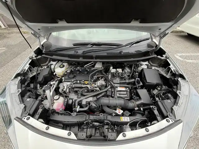 トヨタ ヤリスクロス ハイブリッド Z 千葉県 2021(令3)年 3.6万km ブラックマイカ/ホワイトパールクリスタルシャイン 2トーン 純正ナビ（AM/FM/Bluetooth）/フルセグTV/トヨタセーフティーセンス/レーダークルーズコントロール/バックカメラ/ETC/ドライブレコーダー/コーナーセンサー/ステアリングヒーター/前席シートヒーター/運転席パワーシート/ハーフレザーシート/純正フロアマット/純正アルミホイール/LEDヘッドライト/取扱説明書/保証書/スペアキー