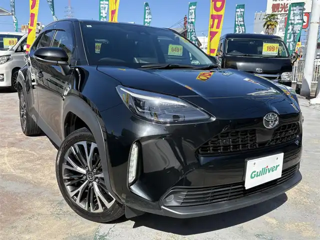 トヨタ ヤリスクロス Z 京都府 2021(令3)年 3.9万km ブラックマイカ ワンオーナー/純正コネクテッドナビ/　フルセグTV USB BT/バックカメラ/ビルトインETC/運転席PWシート/前席シートヒーター/セーフティセンス/レーダークルーズコントロール/ステアリングリモコン/レザーステアリング/前後クリアランスソナー/LEDヘッドライト/スマートキー×2/新車保証書/取扱説明書