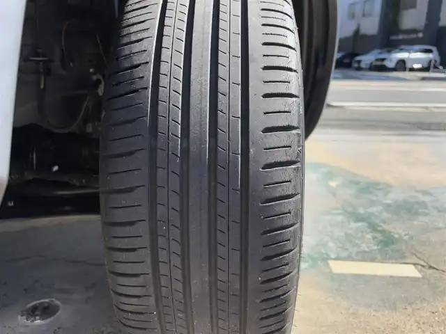 トヨタ ヤリスクロス Z 京都府 2021(令3)年 3.9万km ブラックマイカ ワンオーナー/純正コネクテッドナビ/　フルセグTV USB BT/バックカメラ/ビルトインETC/運転席PWシート/前席シートヒーター/セーフティセンス/レーダークルーズコントロール/ステアリングリモコン/レザーステアリング/前後クリアランスソナー/LEDヘッドライト/スマートキー×2/新車保証書/取扱説明書