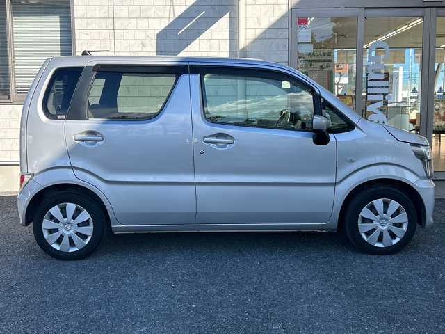 スズキ ワゴンＲ FA 埼玉県 2019(平31)年 2.4万km シルキーシルバーメタリック ワンオーナー　/純正オーディオ/CD/FM/AM/AUX　/ハロゲンライト　/横滑り防止　/ライトレベライザー　/純正フロアマット　/保証書　/取扱説明書