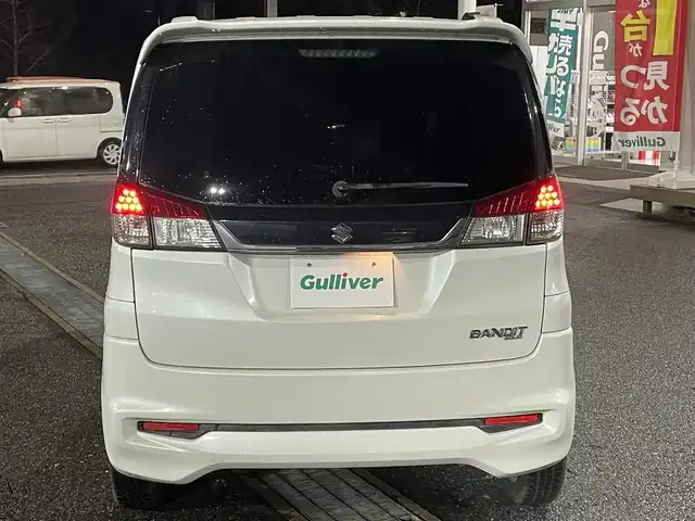スズキ ソリオ バンディット 千葉県 2015(平27)年 8.7万km パールホワイト 純正ナビ【フルセグ、BT、DVD、CD、USB】/純正15インチアルミホイール/オートライト/フォグ/ETC/クルーズコントロール/純正フロアマット/保証書/取説/スペアキー