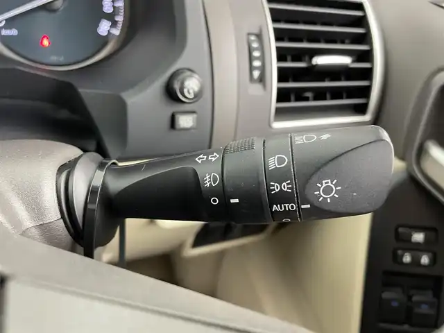 トヨタ ランドクルーザー プラド TX Lパッケージ 大分県 2020(令2)年 4.6万km ホワイトパールクリスタルシャイン 純正９インチナビ/フルセグ/DVD/Bluetooth/プリクラッシュセーフティー/サンルーフ/モデリスタエアロ/バックモニター/エアシートヒーター/レーダークルーズコントロール/前席パワーシート/ルーフレール/純正フロアマット/ＥＴＣ/オートＬＥＤライト/スマートキーX2