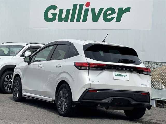 日産 ノート S FOUR 福島県 2021(令3)年 5.5万km ピュアホワイトパール 4WD/純正ナビ（CD/DVD/AM/FM/SD/BT/フルセグTV）/デジタルインナーミラー/本革巻ステリング/ステアリングヒーター/シートヒーターD/N/横滑り防止/衝突軽減システム/コーナーセンサー前後/オートライト/アイドリングストップ/電動格納ウィンカーミラー/純正フロアマット/純正バイザー/プッシュスタート/LEDヘッドライト/LEDフォグランプ/純正エンジンスターター×1/ETC
