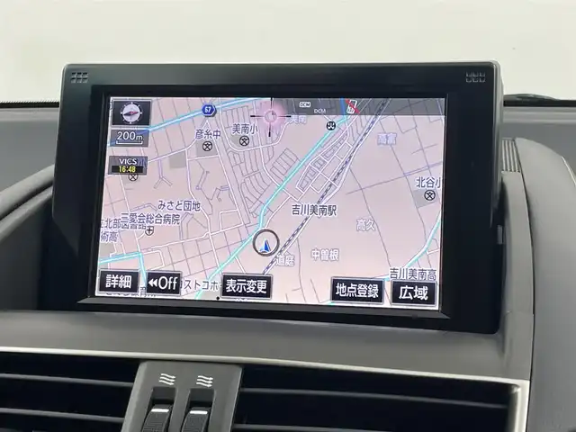 レクサス ＨＳ 250h バージョンI 埼玉県 2016(平28)年 2.6万km ソニッククォーツ 純正HDDナビ/Bluetooth/CD/USB/フルセグ/レーダークルーズコントロール/プリクラッシュセーフティシステム/フロント、バックカメラ/前席パワーシート/前席シートヒーター、シートクーラー/前席エアシート/前席メモリーシート/前後コーナーセンサー/ビルトインETC2.0/ヘッドアップディスプレイ/ドライブレコーダー/横滑り防止装置/純正フロアマット/純正17インチアルミホイール/オートライト/ステアリングスイッチ