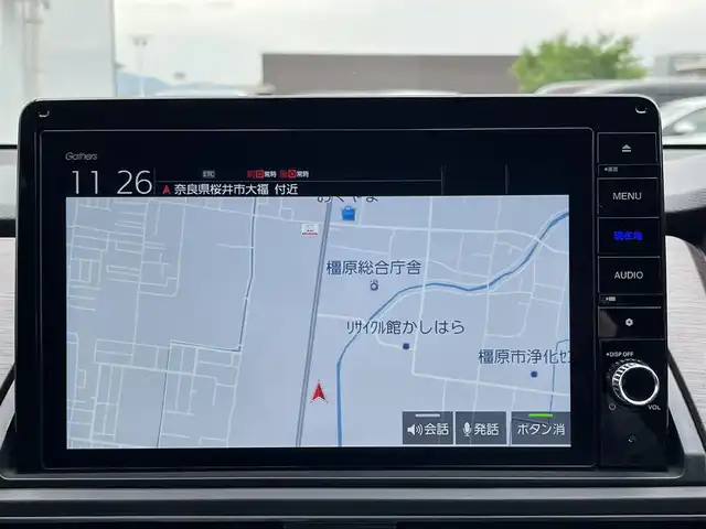 ホンダ オデッセイ ハイブリッド e:HEVアブソルート EX 奈良県 2022(令4)年 3.1万km プラチナホワイトパール 純正10インチメーカーナビ(VXU-227DYi)/(AM/FM/CD/DVD/BT/SD?USB/iPod/フルセグTV）/全方位モニター/ビルトインETC2.0/ハーフレザーシート/パワーシート/シートヒーター/シートベンチレーション/パワーバックドア/両側パワースライドドア/ドライブレコーダー/レーダークルーズコントロール/衝突軽減ブレーキ/レーントレーシングアシスト/横滑り防止装置/オートライト/革巻きステアリング/ステアリングスイッチ/純正フロアマット/電格ウインカーミラー/スペアキー/電動サイドブレーキ