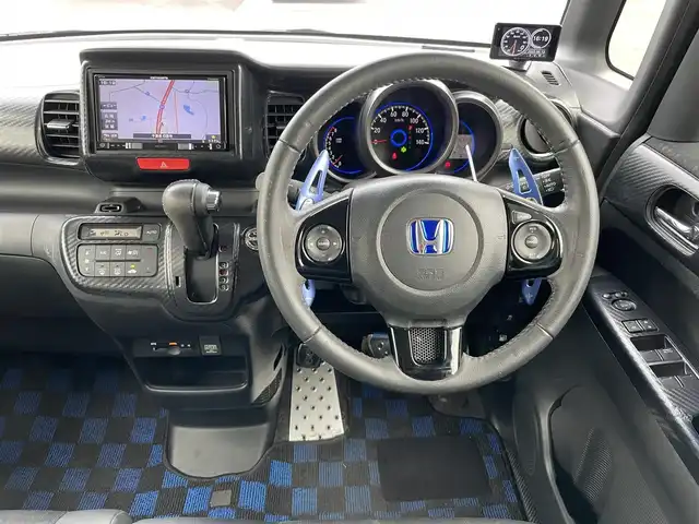 ホンダ Ｎ ＢＯＸ モデューロ X G ターボP 千葉県 2016(平28)年 6.4万km スマートブラック 両側パワースライドドア /社外7インチナビ/FM/AM.CD/DVD.SD/Bluetooth/フルセグTV/ステアリングスイッチ/クルーズコントロール/パドルシフト/ビルトインETC/純正15インチアルミ