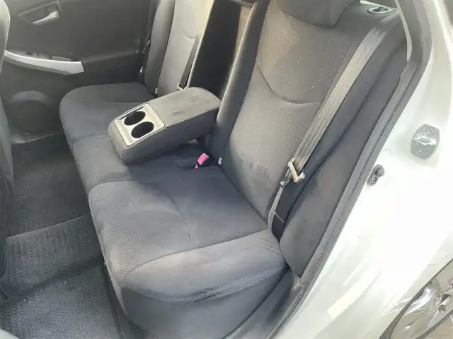 トヨタ プリウス ＰＨＶ S 兵庫県 2012(平24)年 7.5万km ホワイトパールクリスタルシャイン (株)IDOMが運営する【じしゃロン西宮店】の自社ローン専用車両になります。こちらは現金またはオートローンご利用時の価格です。自社ローンご希望の方は別途その旨お申付け下さい/＊ETC/＊パワステ/＊パワーウィンドウ/＊アイドリングストップ/＊クルーズコントロールあり/＊バックカメラ/＊フルセグ/＊横滑り防止装置/＊オートライト/＊カーテンバック