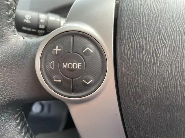 トヨタ プリウス ＰＨＶ S 兵庫県 2012(平24)年 7.5万km ホワイトパールクリスタルシャイン (株)IDOMが運営する【じしゃロン西宮店】の自社ローン専用車両になります。こちらは現金またはオートローンご利用時の価格です。自社ローンご希望の方は別途その旨お申付け下さい/＊ETC/＊パワステ/＊パワーウィンドウ/＊アイドリングストップ/＊クルーズコントロールあり/＊バックカメラ/＊フルセグ/＊横滑り防止装置/＊オートライト/＊カーテンバック