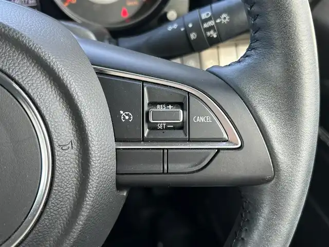 スズキ ジムニー XC 静岡県 2021(令3)年 1.5万km ブルーイッシュブラックパール3 ~4WD＆ターボ~/ユーザー買取車両/セーフティサポート装着車/純正LEDヘッドライト/社外SDナビ/　【CD/DVD/BT/地デジフルセグTV】/社外16インチAW/社外グリル（純正グリル積み込み）/バックカメラ/ETC/シートヒーター/衝突被害軽減システム/車線逸脱警報/アイドリングストップ/ダウンヒルコントロール/オーバーフェンダー