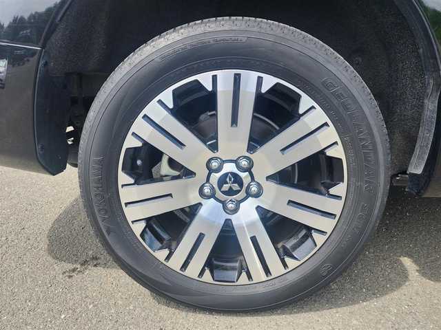 三菱 デリカＤ：５ P 福岡県 2021(令3)年 1.7万km 黒 社外９インチナビ・フルセグTV/（Bluetooth・DVD再生・HDMI入力）/全方位モニター/両側パワースライドドア/パワーバックドア/オートステップ/E-アシスト/・レーダークルーズコントロール/・衝突軽減ブレーキ/前席シートヒーター/社外グリル/（純正グリル車内積み）/純正１８インチアルミホイール/社外前後ドライブレコーダー/純正LEDヘッドライト・フォグランプ/D席パワーシート/新車時保証書/取扱説明書
