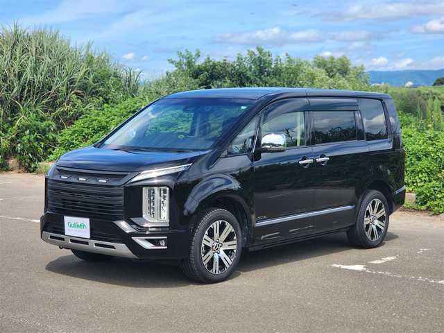 三菱 デリカＤ：５ P 福岡県 2021(令3)年 1.7万km 黒 社外９インチナビ・フルセグTV/（Bluetooth・DVD再生・HDMI入力）/全方位モニター/両側パワースライドドア/パワーバックドア/オートステップ/E-アシスト/・レーダークルーズコントロール/・衝突軽減ブレーキ/前席シートヒーター/社外グリル/（純正グリル車内積み）/純正１８インチアルミホイール/社外前後ドライブレコーダー/純正LEDヘッドライト・フォグランプ/D席パワーシート/新車時保証書/取扱説明書