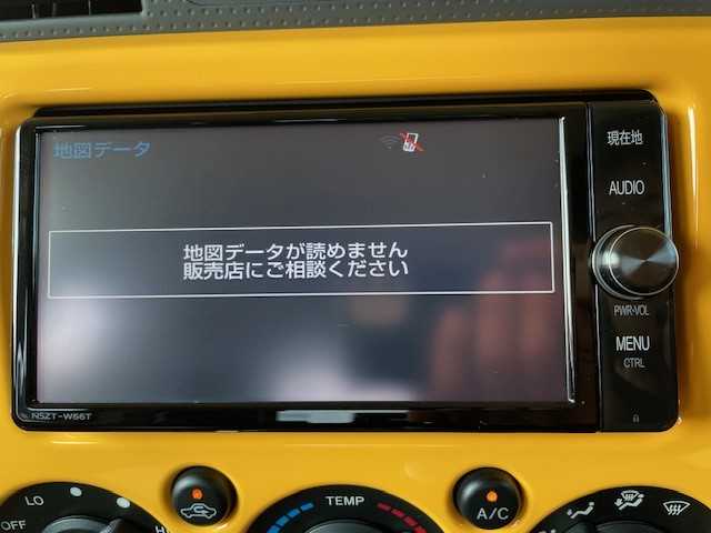 トヨタ ＦＪクルーザー カラーパッケージ 長野県 2017(平29)年 7.7万km イエロー/ホワイト AIS検査済み/【2508020082】/純正ナビ/バックカメラ/メッキグリル/JAOSバンパーガード（社外）/フォグランプ/サイドデカール/マフラーカッター/17AW マーテルギアビースト（社外）/BFグッドリッチA/T KO2（社外）/Bratオリジナルリフトアップキット（社外）/バックランプ（社外）/社外パーツ取付有