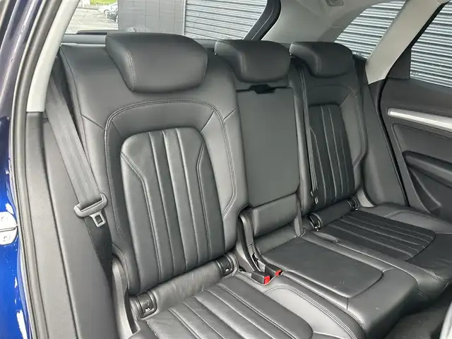 アウディ Ｑ５ 2．0TFSIクワトロ 1st ED 茨城県 2017(平29)年 4.8万km 青Ｍ 250台限定車 /S line仕様 /黒革 /シートヒーター /専用20inAW /アウディプレセンス /ACC /360度カメラ /パーキングエイド /M付パワ-シ-ト /パワーテールゲート /LEDヘッドライト /オートハイビーム /ETC2.0 /ドラレコ /パドルシフト /禁煙車