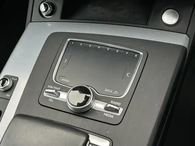 アウディ Ｑ５ 2．0TFSIクワトロ 1st ED 茨城県 2017(平29)年 4.8万km 青Ｍ 250台限定車 /S line仕様 /黒革 /シートヒーター /専用20inAW /アウディプレセンス /ACC /360度カメラ /パーキングエイド /M付パワ-シ-ト /パワーテールゲート /LEDヘッドライト /オートハイビーム /ETC2.0 /ドラレコ /パドルシフト /禁煙車