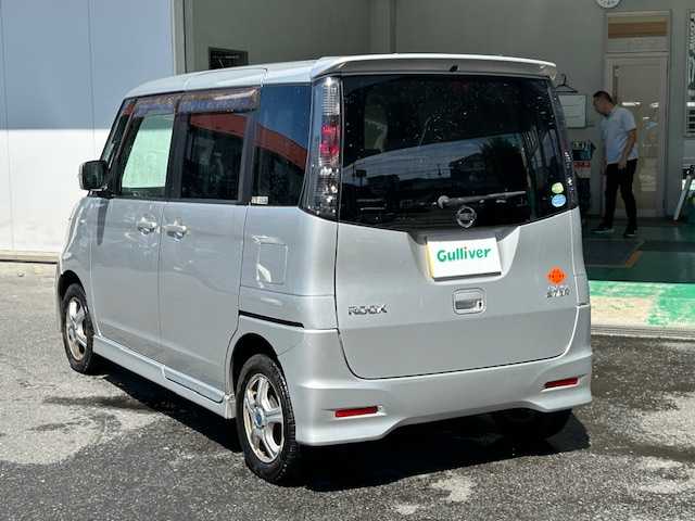 日産 ルークス ハイウェイスター 宮城県 2010(平22)年 9.7万km シルキーシルバーメタリック 純正オーディオ/FM/AM/CD/MD/片側パワースライドドア/純正フロアマット/社外アルミ冬タイヤ13インチ/ホイールなし夏タイヤ13インチ/キセノンライト/ウィンカードアミラー/プッシュスタート