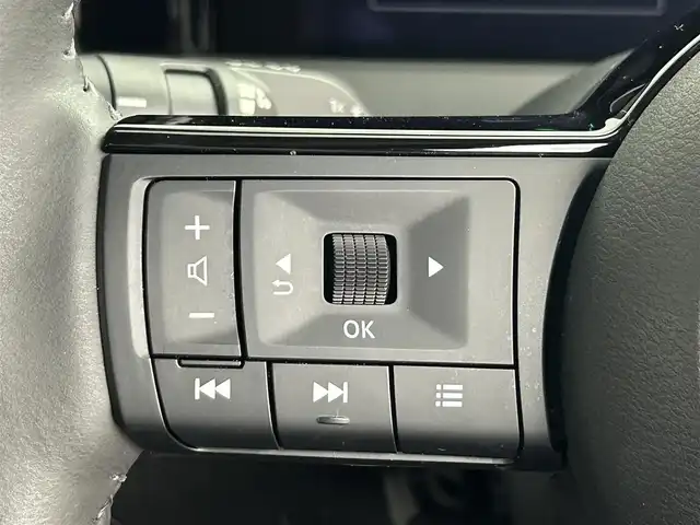 日産 ノート S FOUR 道央・札幌 2021(令3)年 1.7万km ガーネットレッド ・４WD/・純正9インチナビ/　CD/DVD/SD/BT/フルセグ/・バックカメラ/・ETC/・純正前方ドライブレコーダー/・エマージェンシーブレーキ/・レーンキープアシスト/・クリアランスソナー/・オートハイビーム/・アイドリングストップ/・前席シートヒーター/・ステアリングヒーター/・ライトレベライザー/・社外アルミホイール/・プッシュスタート/・スマートキー/・純正フロアマット/・ドアバイザー