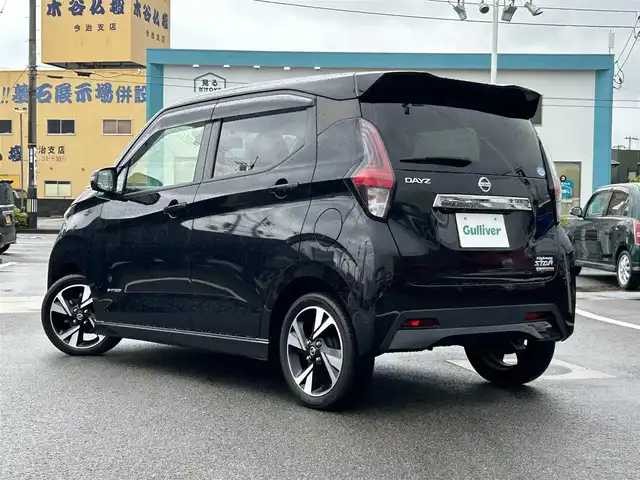 日産 デイズ ハイウェイスターG ターボ 愛媛県 2020(令2)年 5万km ブラック 禁煙車/純正ナビ（MM119D-W）/CD/TV/BT/全方位カメラ（フロント/バック/サイド）/ビルトインETC/ドライブレコーダー/エマージェンシーブレーキ/踏み間違い防止装置/横滑り防止装置/フロント/リヤコーナーセンサー/オートライト/LEDヘッドライト/ハロゲンフォグランプ/スマートキー/プッシュスタートボタン/タッチパネルオートエアコン/純正フロアマット/純正アルミホイール