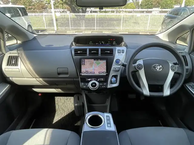 トヨタ プリウス α S 静岡県 2014(平26)年 4.3万km ホワイトパールクリスタルシャイン 1オーナー　/純正ナビ　/地デジ　/バックカメラ　/ステアリングスイッチ  /オートライト  /ビルトインETC /ヘッドライトレベライザー  /EV エコ パワーモード　　/スマートキー  /スペアキー /保証書　/取説