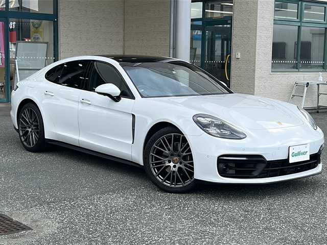 ポルシェ ポルシェ パナメーラ プラチナエディション 愛知県 2022(令4)年 2.5万km キャララホワイトメタリック 登録時走行距離25062km/ワンオーナー/純正12.6インチHDDナビ/(Bluetooth/USB/APPlePodcasts)/社外ドラレコ前後/社外レーダー探知機/純正2.0ビルドインETC/サラウンドビューカメラ/パークアシスト/クリアランスソナー/トラフィックジャムアシスト/アダプティブクルーズコントロール/レーンキープアシスト/レーンチェンジアシスト/ポルシェブレーキアシスト/ポルシェアクティブサスペンション/シャーシ選択ボタン/ドライブモードセレクト/スポーツクロノストップウォッチ(黒)/フロント/リアサンブライド/フロントサンルーフ/リアガラスルーフ/パドルシフト/パワーバックドア/エレクトリックパーキングブレーキ/シート5人乗り変更/アクセサリーコンセント/前席/後席シートヒーター/スマートキー/(スペアキー×1)/取説/保証書