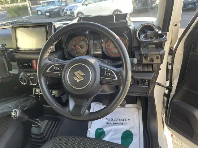 スズキ ジムニー シエラ JC 神奈川県 2020(令2)年 1.5万km パール