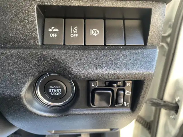 スズキ ジムニー シエラ JC 神奈川県 2020(令2)年 1.5万km パール