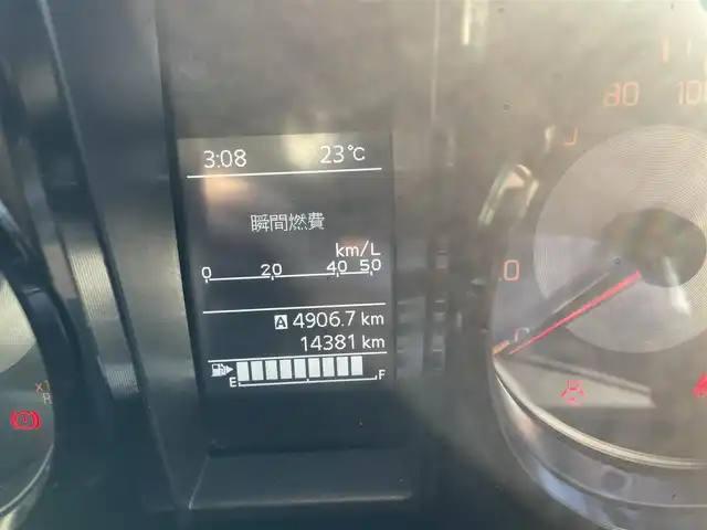 スズキ ジムニー シエラ JC 神奈川県 2020(令2)年 1.5万km パール