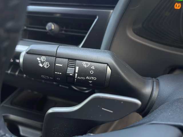 レクサス ＵＸ 250h バージョンC 岩手県 2023(令5)年 5万km ソニッククォーツ ナビ バックC カラーHUD 電動合皮革シート シートメモリ  シートヒーター フルセグ ビルドインETC2.0 電動リアゲート ステアヒーター ミラーヒーター レーダークルーズコントロール パドルシフト  AC100Vコンセント BSM 前後ドラレコ 純正18インチAW スペアキー