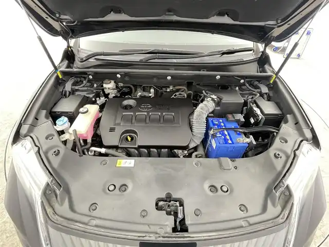 トヨタ ハリアー プレミアム 千葉県 2017(平29)年 6.4万km ブラック 禁煙　/純正９インチナビ　（NSZT-Y66T）/Ｂｌｕｅｔｏｏｔｈ　/ＨＤＭＩ　/ＵＳＢ　/DVD/フルセグＴＶ　/バックモニター　/クルーズコントロール　/パワーバックドア　/ハーフレザーシート/運転席パワーシート　/革巻きステアリング/ステアリングスイッチ/ビルトインＥＴＣ　/LEDヘッドライト/フォグランプ/バックカメラ　/車線逸脱警報