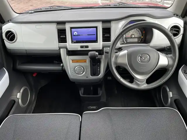 マツダ フレア クロスオーバー 福岡県 2014(平26)年 7.9万km フェニックスレッドパール/ブラック (株)IDOMが運営する【じしゃロン八幡西店】の自社ローン専用車両になります。こちらは現金またはオートローンご利用時の価格です。自社ローンご希望の方は別途その旨お申付け下さい/社外ナビ【A9K4】/(Bluetooth/CD/SD/ipod/フルセグTV)/衝突軽減ブレーキ/アイドリングストップ/横滑り防止装置/ベンチシート/純正フロアマット/D席シートヒーター/エンジンプッシュスタート/社外前方ドライブレコーダー/純正15インチアルミホイール/スマートキー