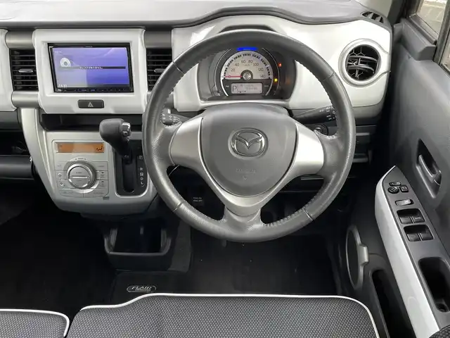 マツダ フレア クロスオーバー 福岡県 2014(平26)年 7.9万km フェニックスレッドパール/ブラック (株)IDOMが運営する【じしゃロン八幡西店】の自社ローン専用車両になります。こちらは現金またはオートローンご利用時の価格です。自社ローンご希望の方は別途その旨お申付け下さい/社外ナビ【A9K4】/(Bluetooth/CD/SD/ipod/フルセグTV)/衝突軽減ブレーキ/アイドリングストップ/横滑り防止装置/ベンチシート/純正フロアマット/D席シートヒーター/エンジンプッシュスタート/社外前方ドライブレコーダー/純正15インチアルミホイール/スマートキー