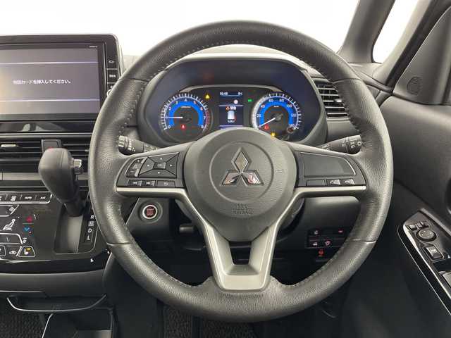 三菱 ｅＫクロススペース G 富山県 2021(令3)年 4.6万km オークブラウンメタリック ワンオーナー/純正9インチナビ【MM320D-LM】/(AM/FM/CD/DVD/SD/AUX/BT)/フルセグTV/バックカメラ/片側パワースライドドア（ハンズフリー機能付き）/衝突被害軽減ブレーキ/レーンキープアシスト/コーナーセンサー前後/オートLEDヘッドライト/ダウンヒルアシストコントロール/前席シートヒーター/スマートキー/プッシュスタート/アイドリングストップ/純正フロアマット/保証書