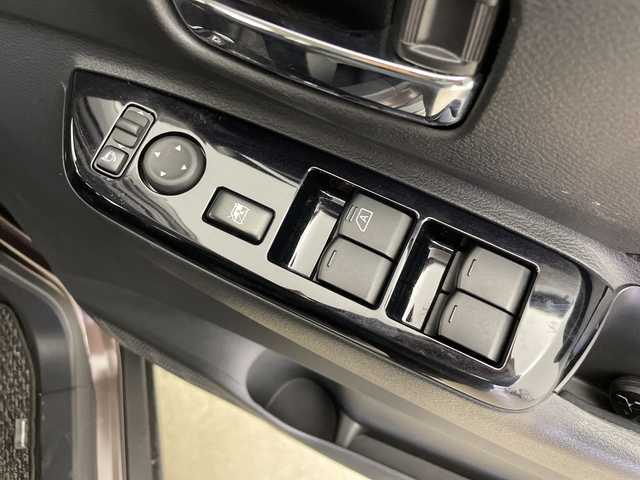 三菱 ｅＫクロススペース G 富山県 2021(令3)年 4.6万km オークブラウンメタリック ワンオーナー/純正9インチナビ【MM320D-LM】/(AM/FM/CD/DVD/SD/AUX/BT)/フルセグTV/バックカメラ/片側パワースライドドア（ハンズフリー機能付き）/衝突被害軽減ブレーキ/レーンキープアシスト/コーナーセンサー前後/オートLEDヘッドライト/ダウンヒルアシストコントロール/前席シートヒーター/スマートキー/プッシュスタート/アイドリングストップ/純正フロアマット/保証書