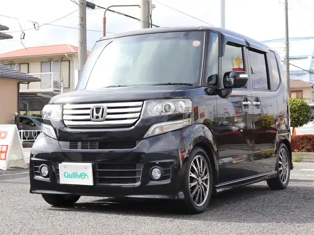 ホンダ Ｎ ＢＯＸ カスタム G ターボSSパッケージ 神奈川県 2013(平25)年 7.6万km クリスタルブラックパール 特別仕様車（カスタムGターボSSパッケージ）/クルーズコントロール/両側パワースライドドア/エクリプスメモリナビ（型式：AVN-Z03i）/：フルセグTV/：CD DVD再生/：Bluetoothオーディオ/：バックカメラ/社外フロアマット/：ドアバイザー/純正HIDヘッドライト/：フォグライト/：オートヘッドライト/純正１５インチアルミホイール/パドルシフト/ーーーーーーーーーーーーーーーーーーーーーーーー/保証書/取扱説明書/スペアスマートキー×１本/記録簿（H.26.27.29.30.R.1.2.3.5.7)